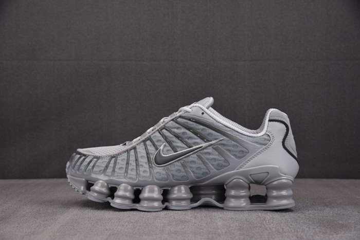 Nike Shox TL Wolf Grey Iron Grey AV3595-015