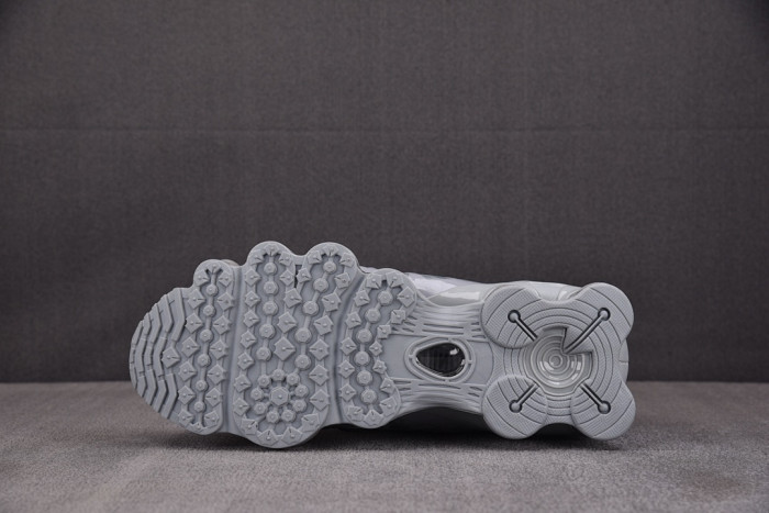 Nike Shox TL Wolf Grey Iron Grey AV3595-015