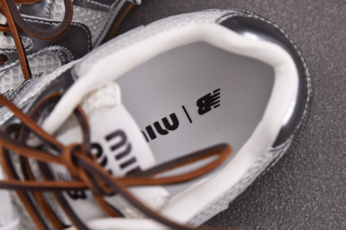 New Balance x MIU MIU NB530 NB000054