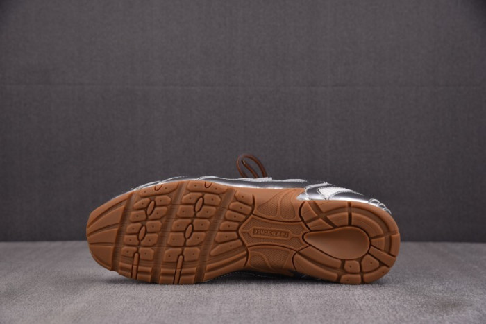 New Balance x MIU MIU NB530 NB000054