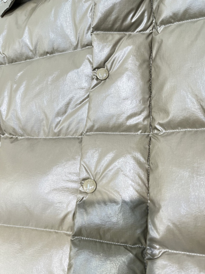 Moncler Down Jacket 84