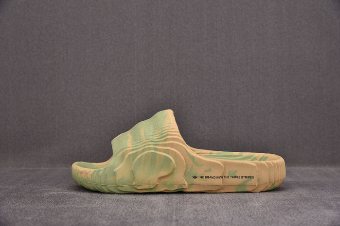  adilette 22 "magic lime" slides gy1597