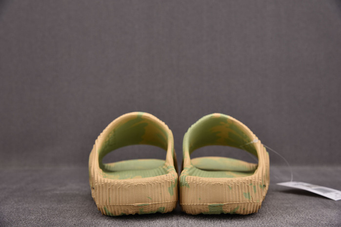 adilette 22 "magic lime" slides gy1597