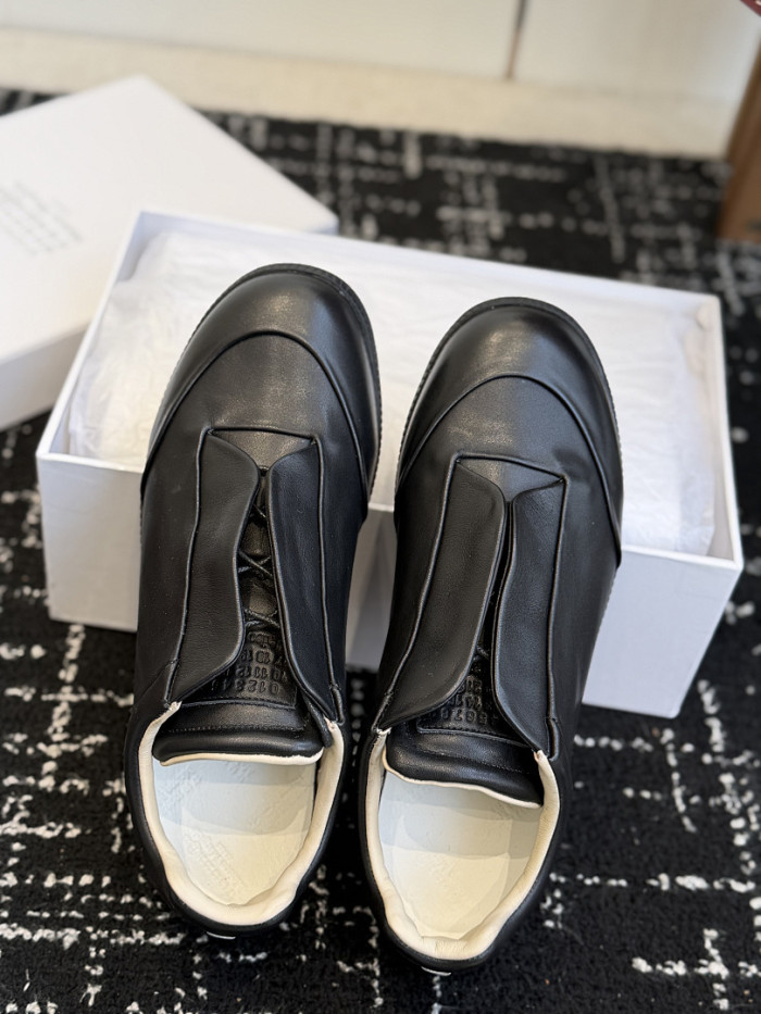 Maison Margiela Sneaker MM000108