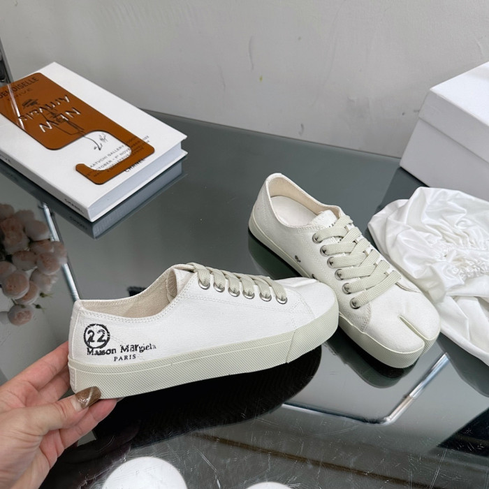 Maison Margiela Sneaker MM000126