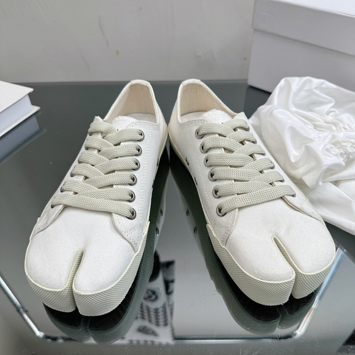 Maison Margiela Sneaker MM000126