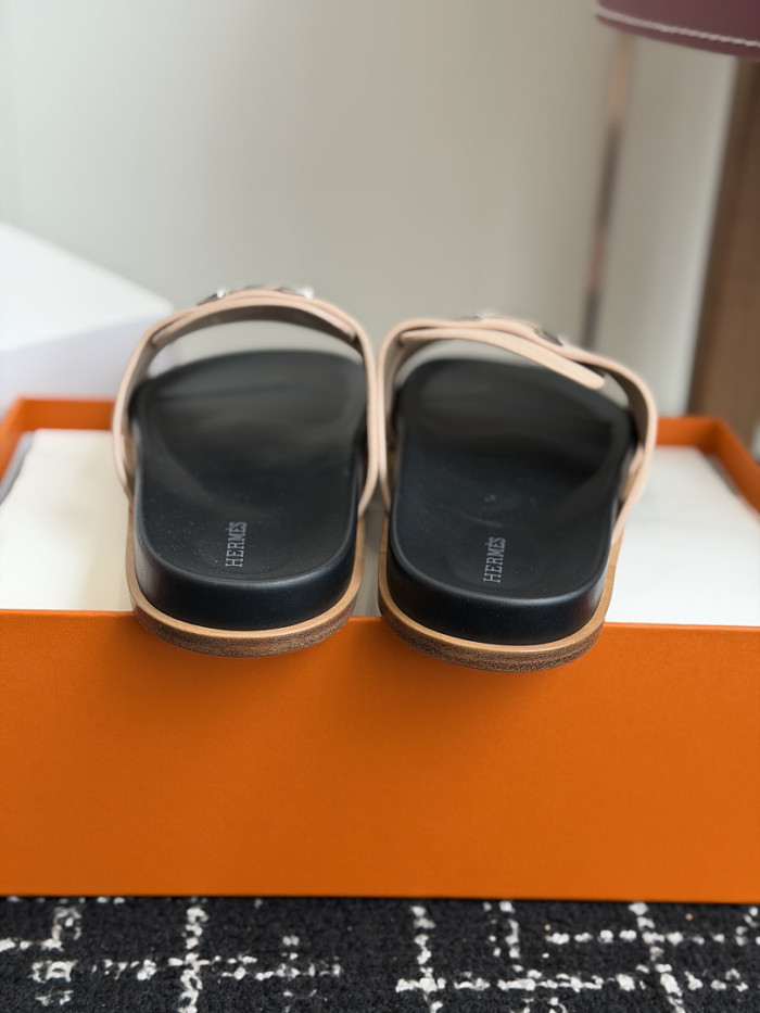 Herme* Sandal147