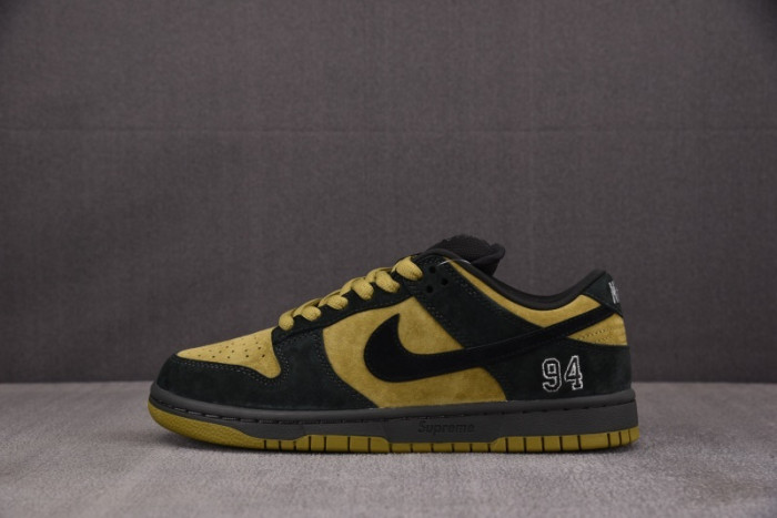 Nike SB Dunk Low 94 Camper Green HQ8487-300
