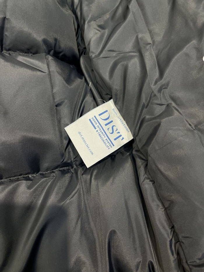 Moncler Down Jacket 85