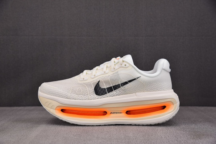 Nike Vomero Premium Sail Coconut Milk IQ4035-100
