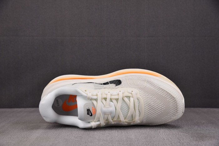 Nike Vomero Premium Sail Coconut Milk IQ4035-100