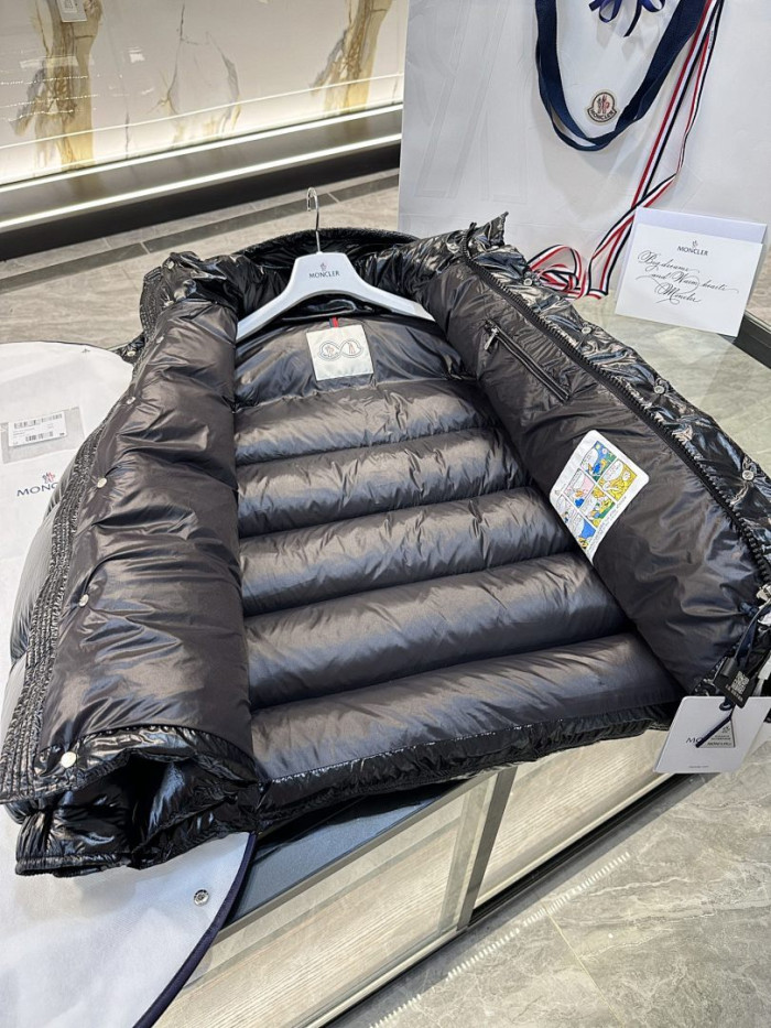 Moncler Down Jacket 88