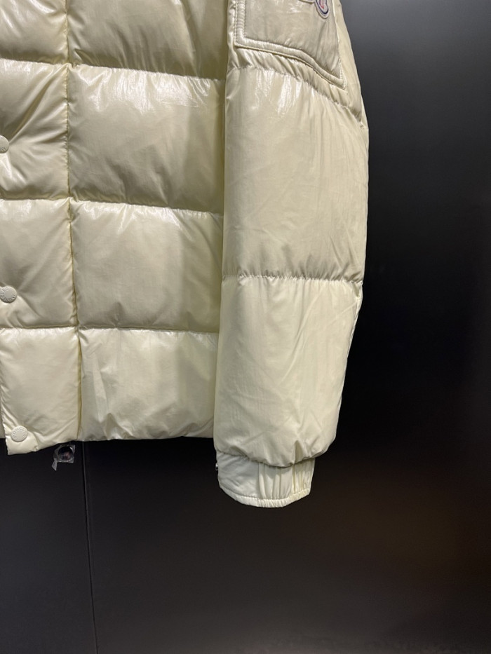 Moncler Down Jacket 86