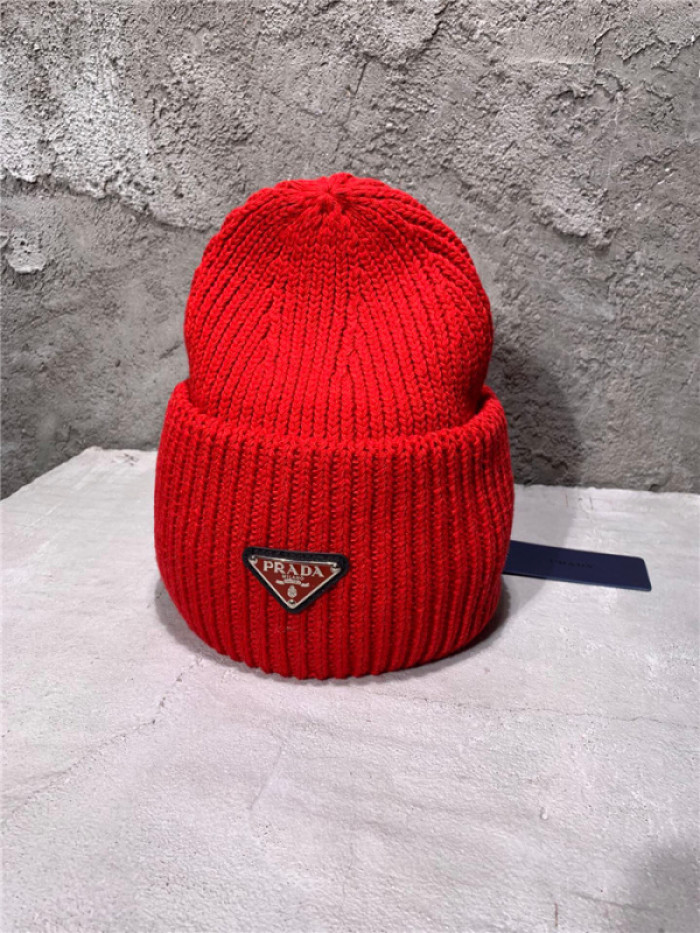 Prad* hat47
