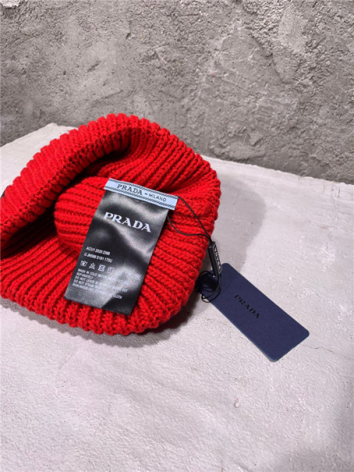 Prad* hat47