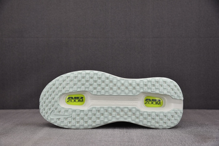 Nike Vomero Premium Barely Volt HQ2050-300