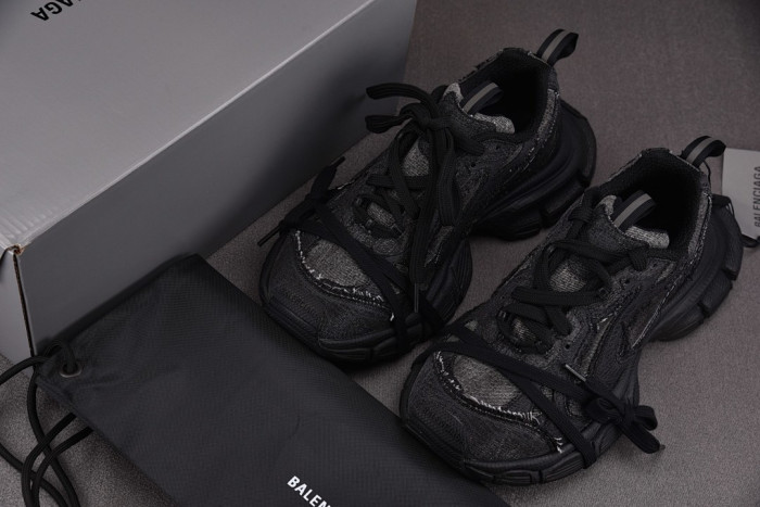 SNEAKER 3XL 31000080