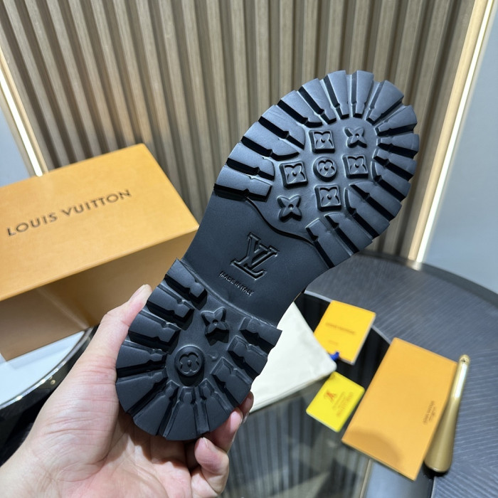 L&V Loafer LF000003