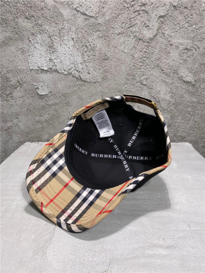 Burber*y CAP71