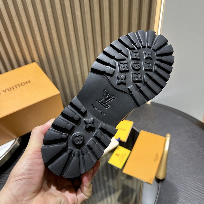 L&V Loafer LF000004