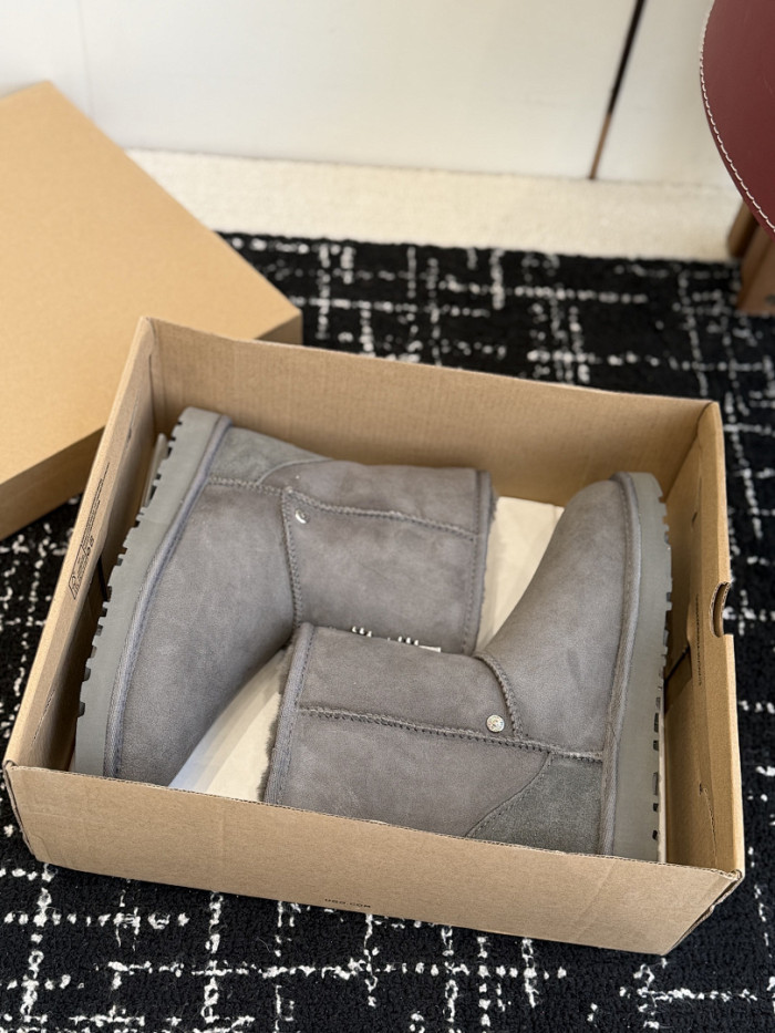 UGG BOOTS UGG000063