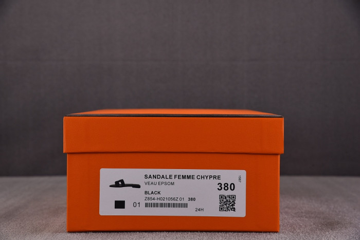Herme* Sandal123