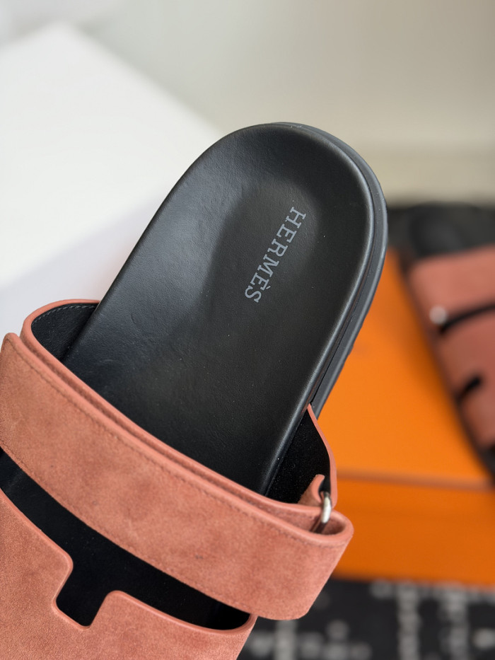 Herme* Sandal150