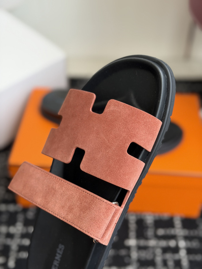 Herme* Sandal150