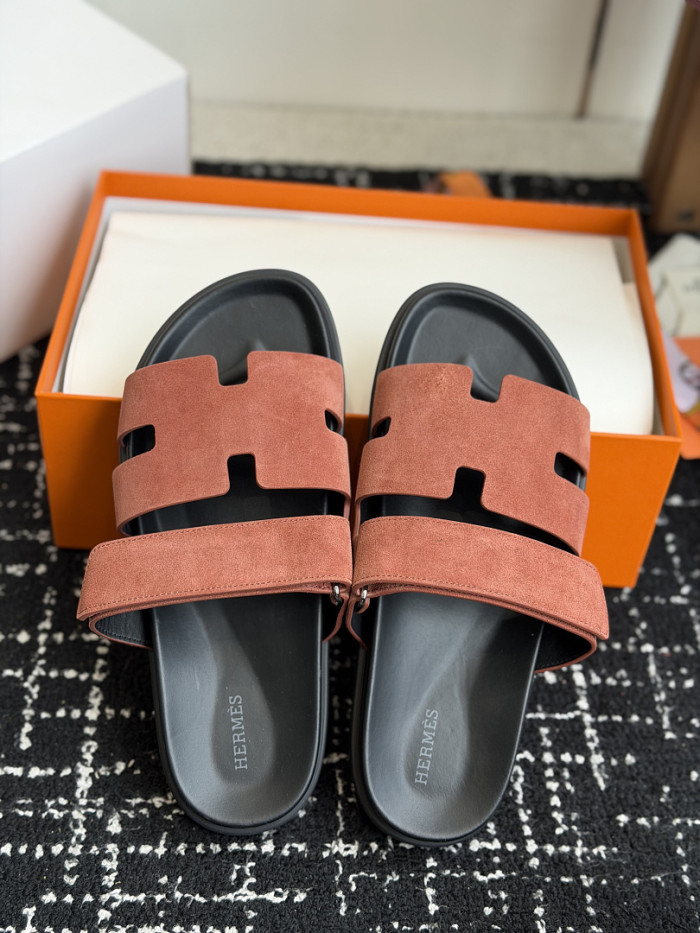 Herme* Sandal150