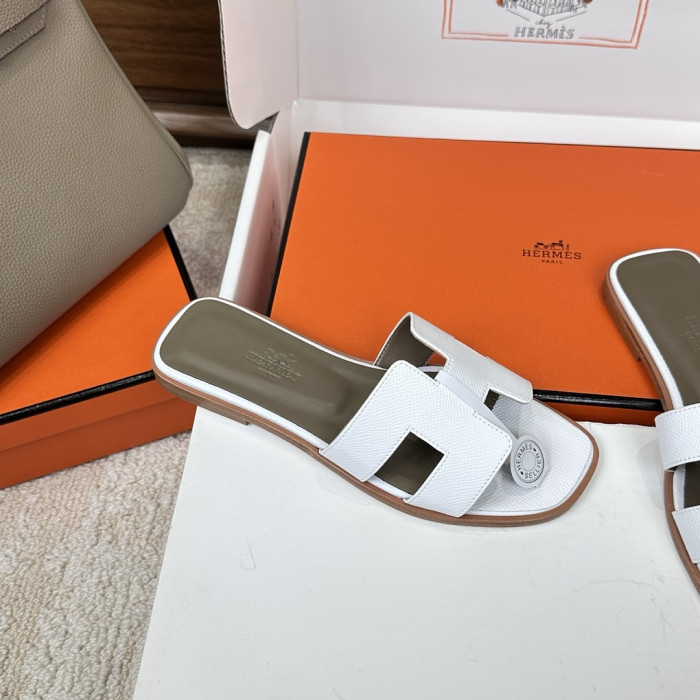 Herme* Sandal212