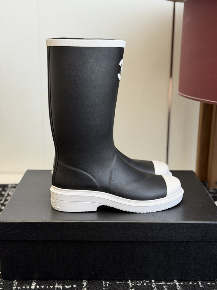 Chane* boots C000071