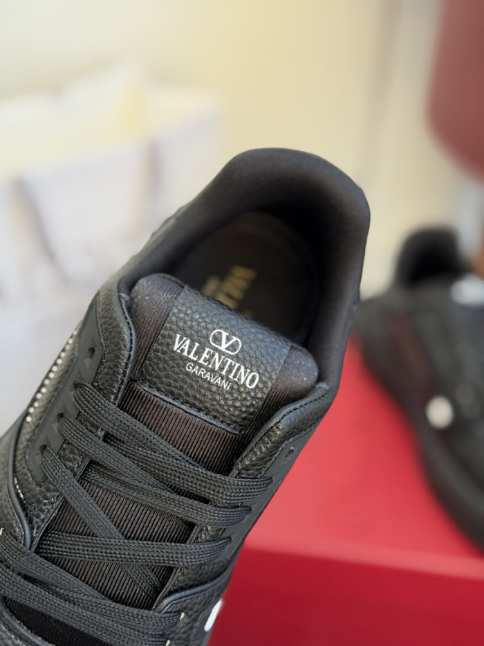 V*LENTINO SNEAKERS VT000027