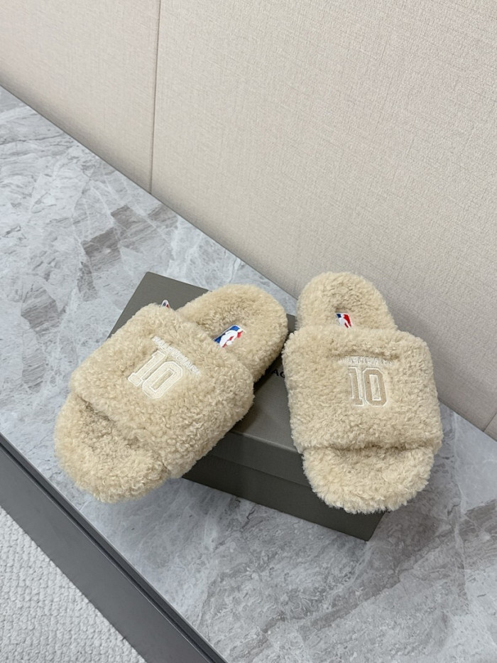 BALENCIAG* SANDAL 77