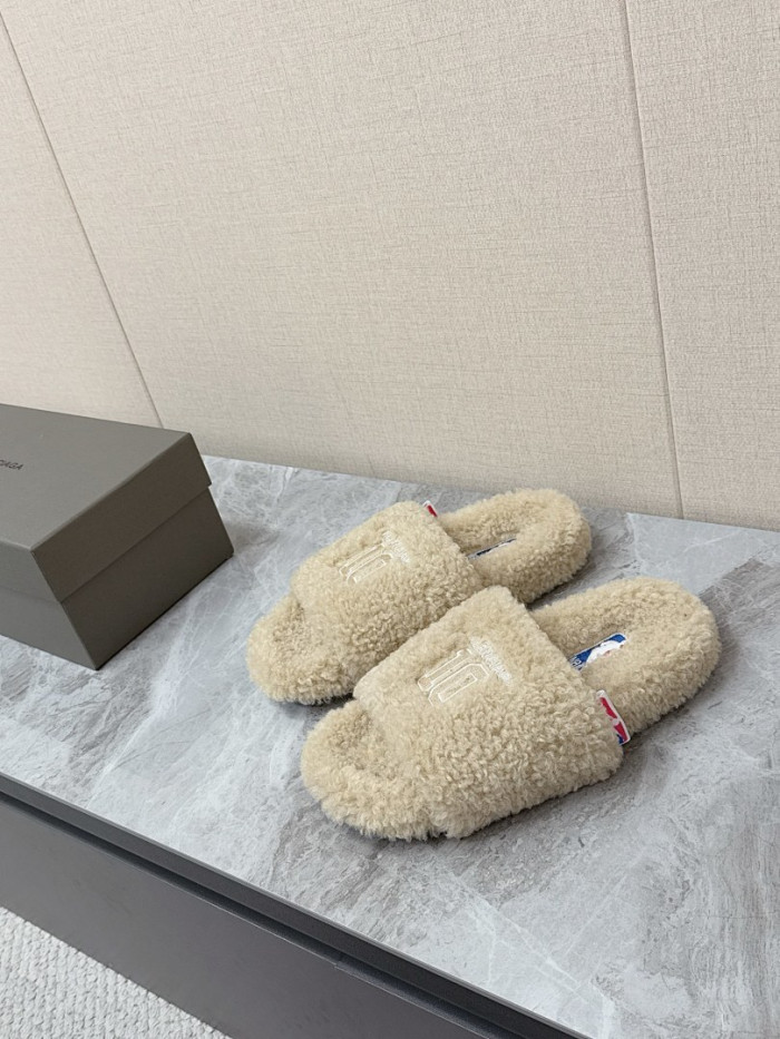 BALENCIAG* SANDAL 77