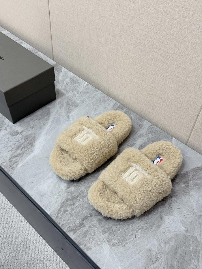 BALENCIAG* SANDAL 77