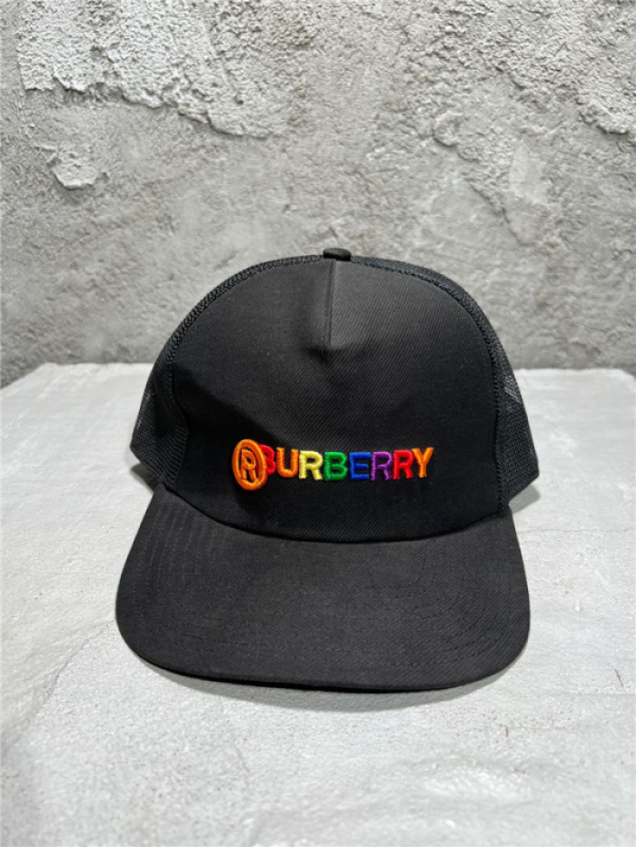 Burber*y CAP69