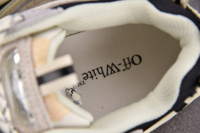 OFW Be Right Back BRB000021