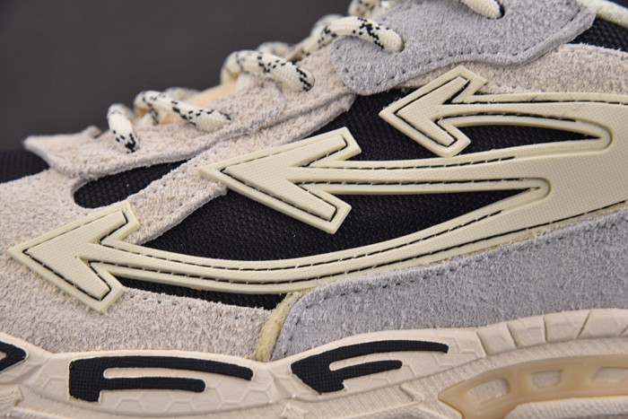 OFW Be Right Back BRB000021