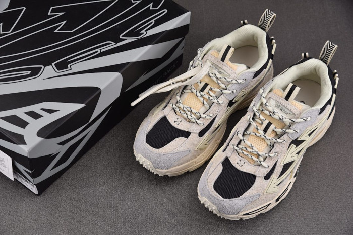 OFW Be Right Back BRB000021