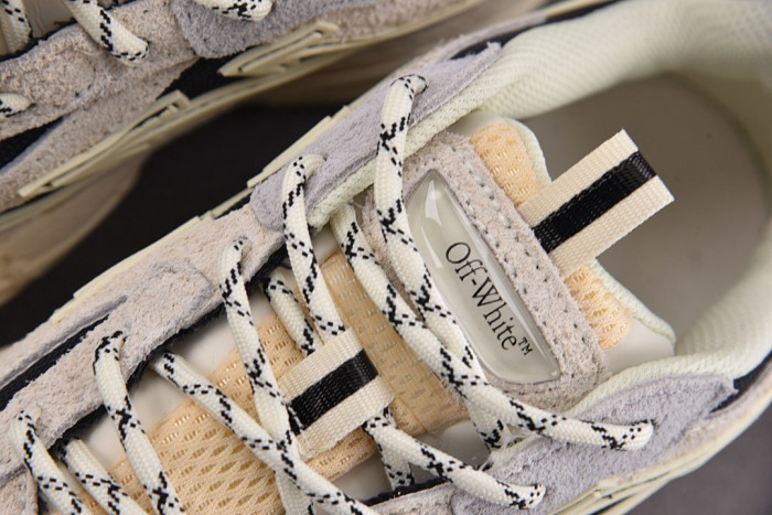 OFW Be Right Back BRB000021