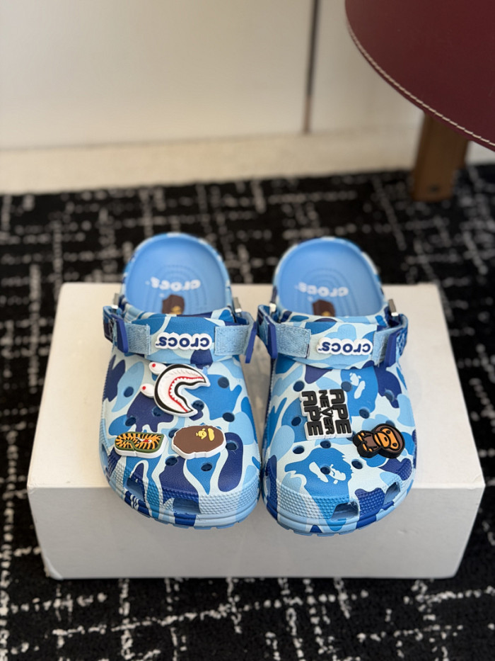 BAPE × Crocs 01