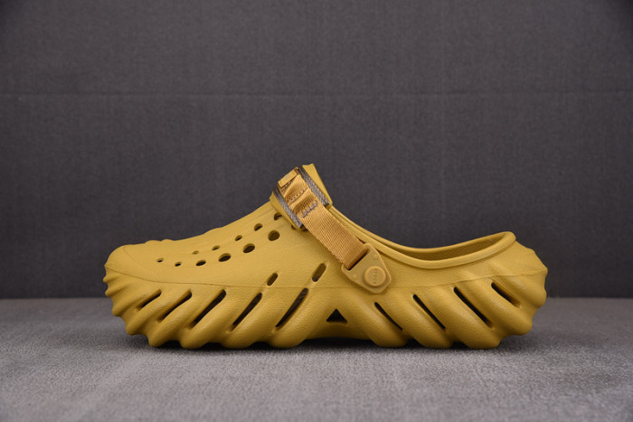 crocs pollex clog by salehe bembury 207393-311