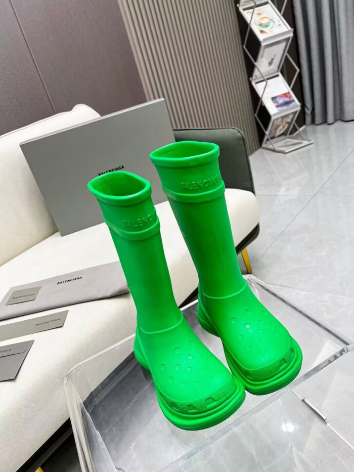 balenciag* crocs boot 5000102