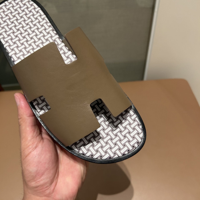 Herme* Sandal111