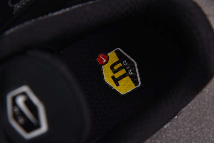 Nike Air Max Plus Swarovski Moonlight FZ4237-001