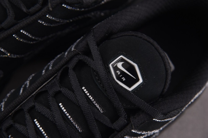 Nike Air Max Plus Swarovski Moonlight FZ4237-001