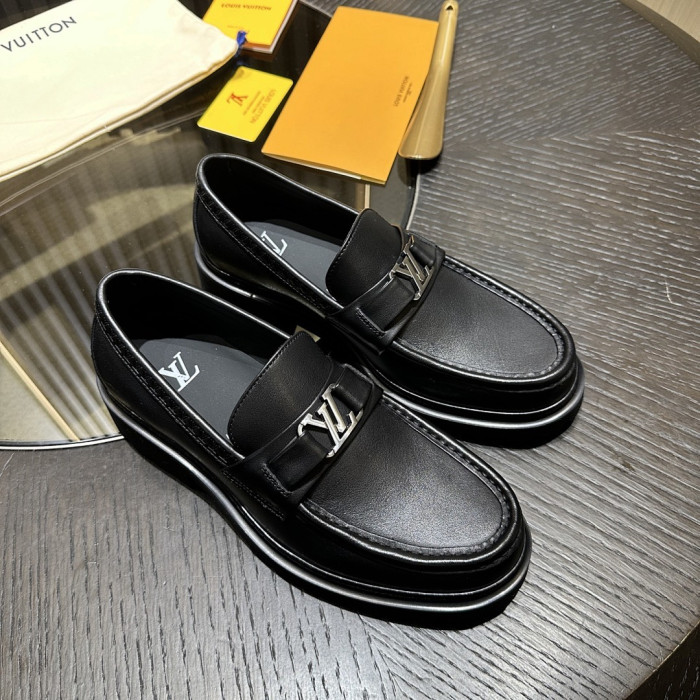 L&V Loafer LF000001