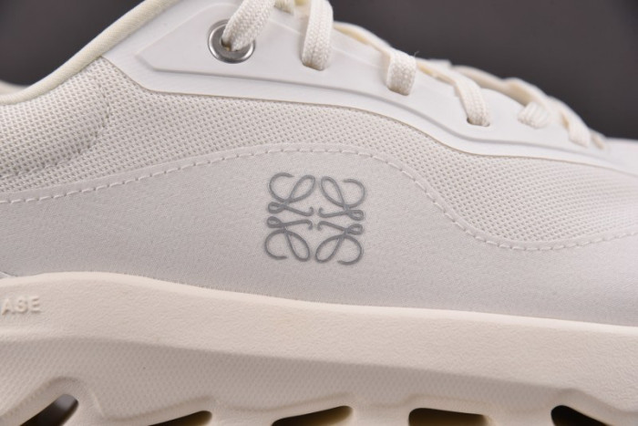 L0EWE Sneakers LW1000015