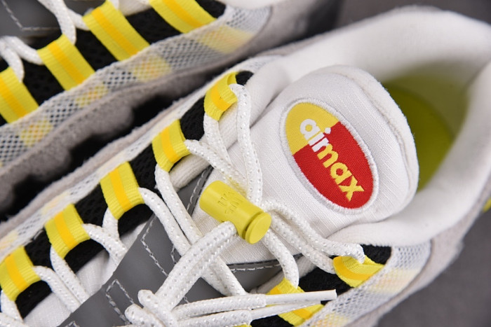 Nike Air Max 95 SP Undefeated Geo Shanghai Opti Yellow IB4523-002