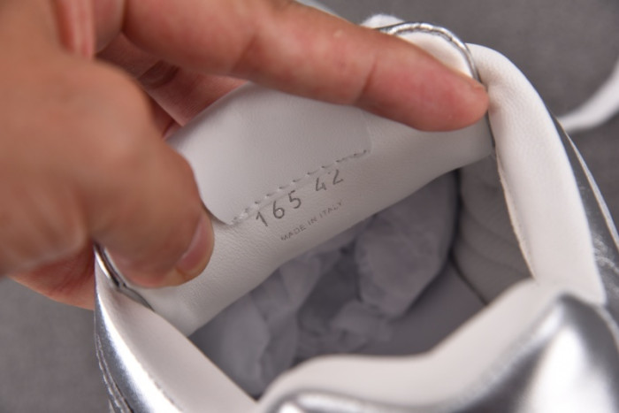 New Balance x MIU MIU NB530 NB000053